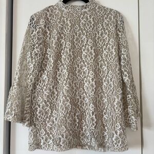 Shannon Ford New York Women’s Cream Floral Lace Blouse Size Large